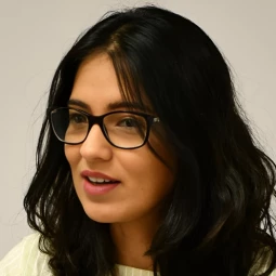 Ayesha Mian, Pakistan